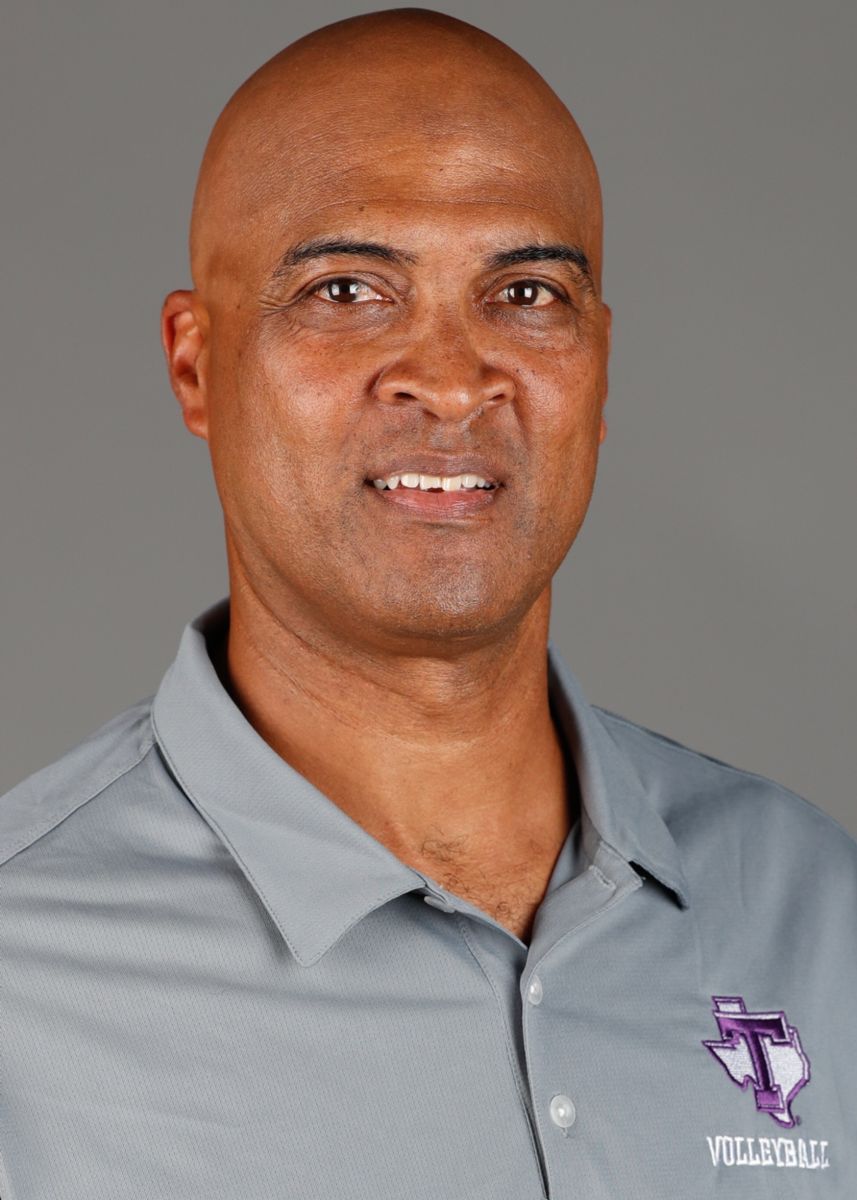 Damien Hardy -Assistant Coach